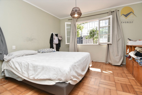 Se Arrienda Casa 4d 1b Con Amplio Terreno, Macul
