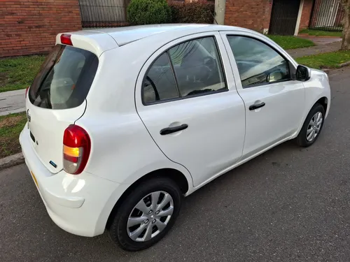 Nissan March Active 1.6 MT