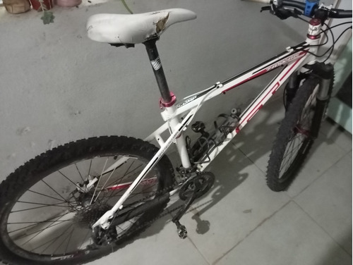 Vendo Bici Gt Rodado 26    2x10   Frenos De Disco Hidráulico