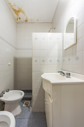 Imagen 4 de 20 de Venta/permuta Dpto Centro Ph De 2 Dormitorios Con Patio Y Terraza. Arroyito, Rosario.