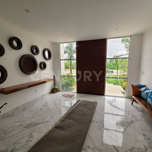 Residencia En Venta En Lagos Del Sol Cancún