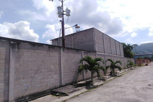 Imagen 5 de 16 de Asein906 Vende Negocio Con Todo En El Ramo Ferretero En Guacara