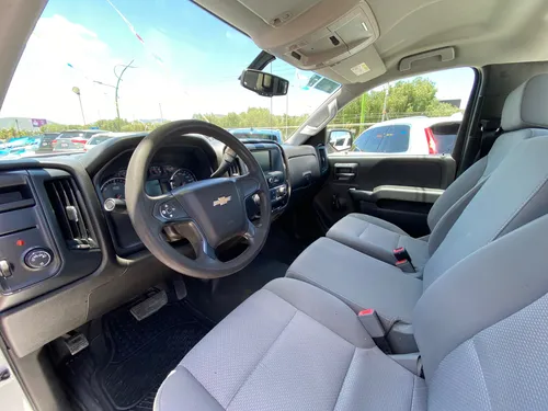 Chevrolet Silverado Silverado 1500 Ls Cab Regular At