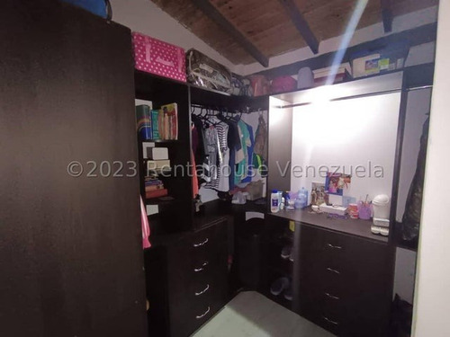 Imagen 14 de 19 de Townhouse En Venta Urb. Uriel I Turmero Lc Mls #23-20359