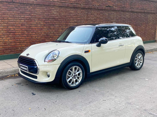 Imagen 1 de 13 de Mini Cooper 2017 1.5 F56 Pepper 136cv
