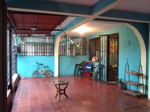 Imagen 28 de 30 de Casa En Venta Obelisco, Dos Niveles, Todos Los Servicios. Excelente Ubicación. Inf. 0424-5620928 Flex 22-14184 Z25