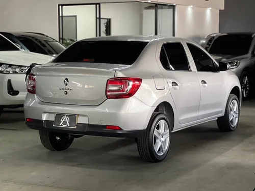 Renault Logan 1.6 Automatico