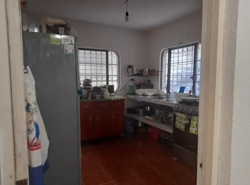Lote De Terreno En Venta Con 2 Construcciones Independientes En La Region 100