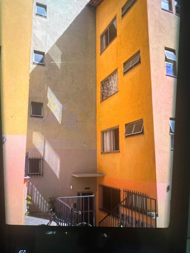 Ótima Localização Apartamento De 2 Quartos