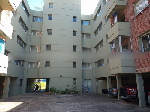 Venta Apartamento Punta Del Este Aidy Grill 2 Dormitorios Garaje