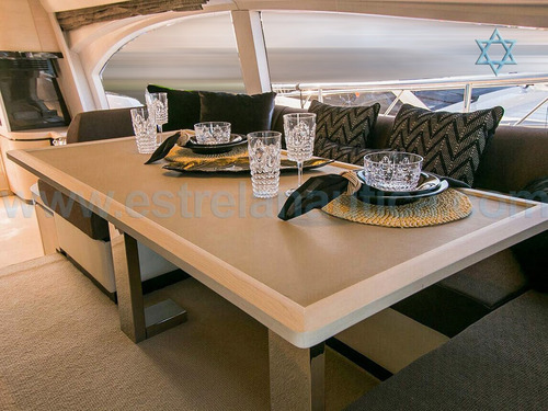 Lancha Azimut 70 Barco Iate N Ferretti Sunseeker Phantom