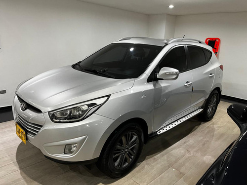 Hyundai TUCSON IX-35 2.0l 164 hp 4x2