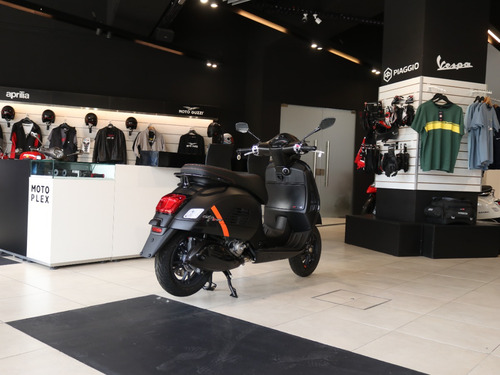 Vespa Gts 300 Super Sport