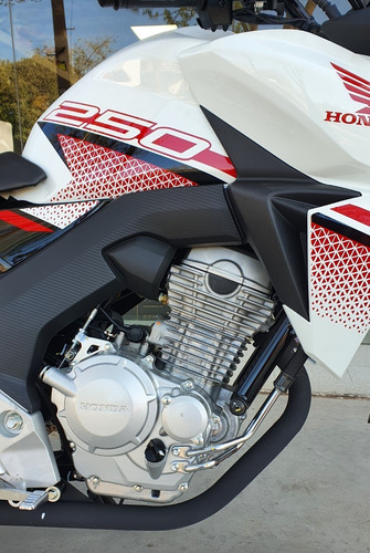 Imagen 13 de 14 de Honda Cb250 0km 2023 - Consultar Financiación
