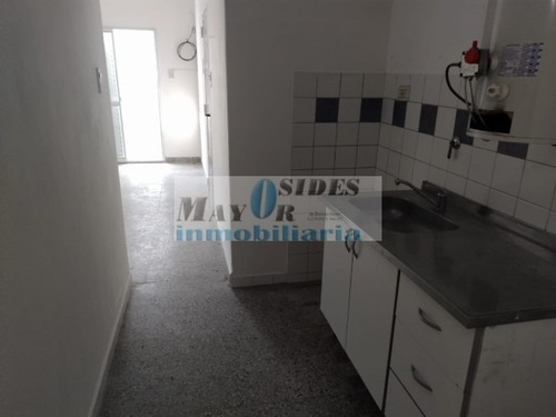 Imagen 4 de 7 de Depto Interno B° Santa Lucia