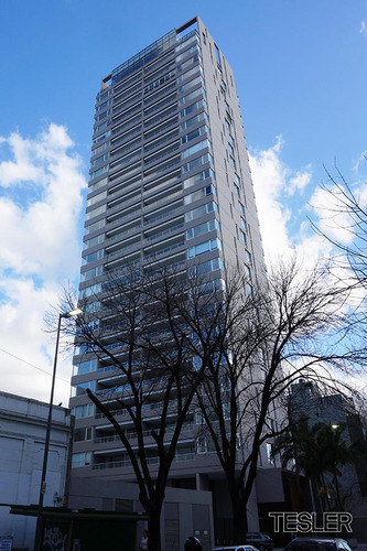 Torre Congreso 1810 Piso Muy Alto 3 Dormitorios 2 Cocheras Vigilancia 24hs Full Amenities