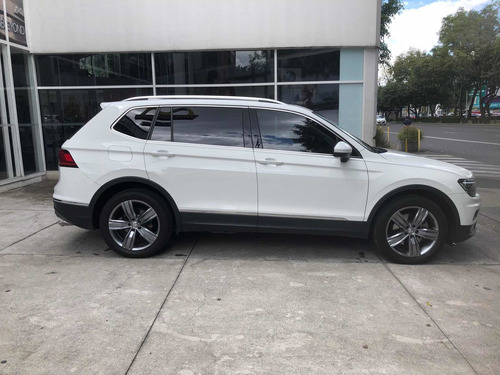 Imagen 6 de 15 de Volkswagen Tiguan 2019 2.0 Highline At