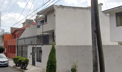 ¡amplia Casa En Venta De 3 Niveles, Remate Adjudicado! - C. Sierra Nevada 322, Valle Don Camilo, 50140 Toluca De Lerdo, Méx.