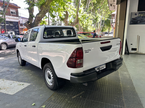 Toyota Hilux Dc Dx