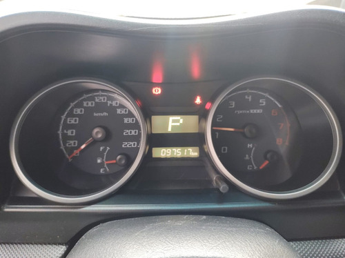 Mitsubishi Pajero TR4 2.0 4X2 16V 140CV FLEX 4P AUTOMÁTICO