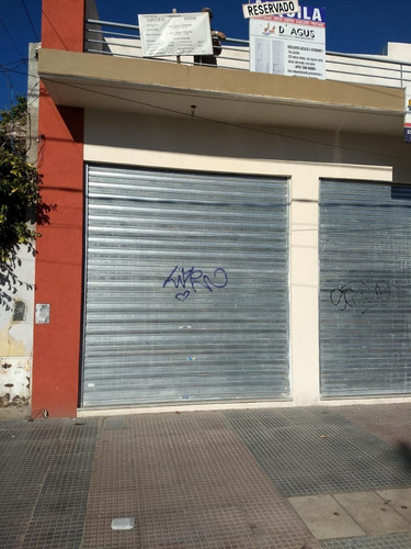 Imagen 2 de 13 de Hermoso Local A Estrenar Sobre Avenida 25 De Mayo