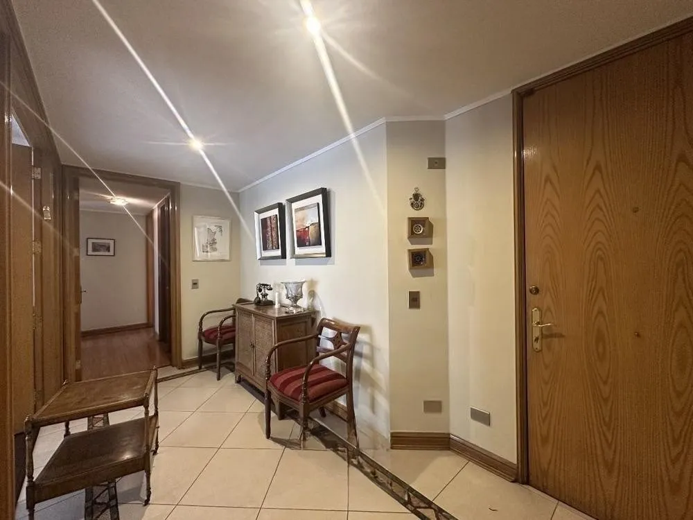 Imagen 3 de 30 de Amplio Departamento En Venta De 4 Dorm. En Las Condes