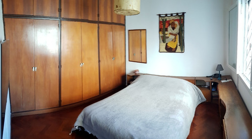 Imagen 9 de 30 de Triunvirato Al 4300 Y Mendoza, Villa Urquiza. Ph Sin Expensas. Piso 1 X Escalera. 2 Plantas. Sup Tot: 156 M2, Cub: 105 M2. 3 Amb. 2 Dorm. Playroom Grande. Terraza De 51 M2. Cocina Grande. Lavadero Ind