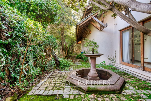 Gran Casa Ubicada En El Plano De Santa María De Ma...