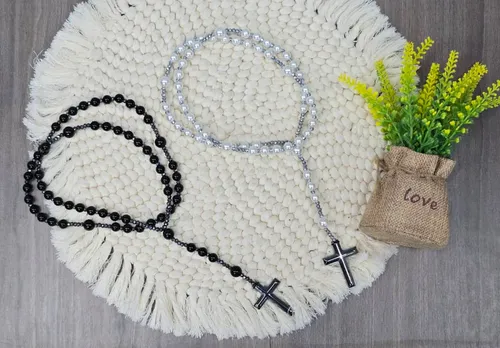 Bellos Rosarios Y Carteras