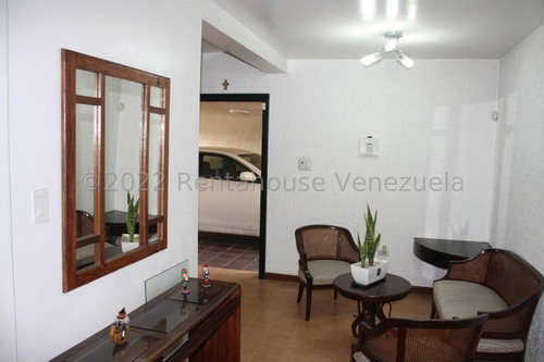 Se Vende Casa En Terrazas Del Club Hipico Mls #23-8664