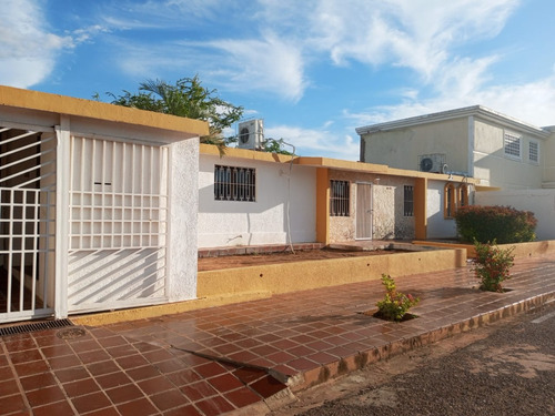 Casa En Venta El Rosal Sur Maracaibo