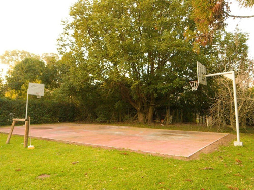 Imagen 18 de 24 de Casa Quinta Cabaña, Pileta, Cancha De Basquet Y Futbol, Parrilla, Juegos De Niños. **no Alquilo Por Día*