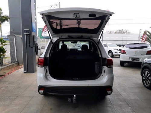Imagem 11 de 13 de Outlander 2.0 16v Gasolina 4p Automático