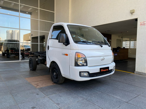 Hyundai HR 2.5 LONGO SEM CAÇAMBA 4X2 16V 130CV TURBO INTERCOOLER