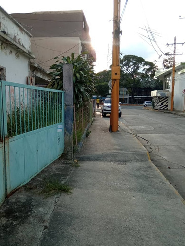 Imagen 7 de 16 de Casa Sector La Ceiba Av. Bolivar Valencia Atc-893 Marisol 04244923040