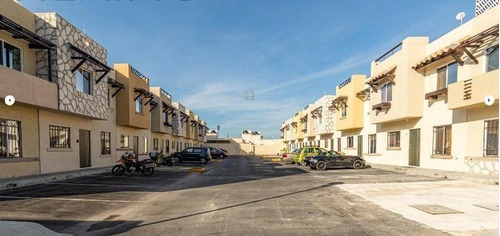 Imagen 3 de 20 de Casa En Venta En Playa Del Carmen Real Amalfi.