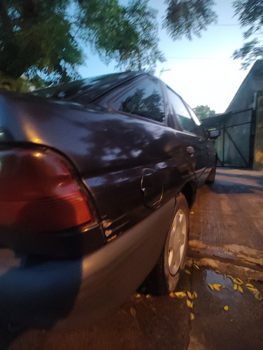 Ford Escort 1.8 Lx D