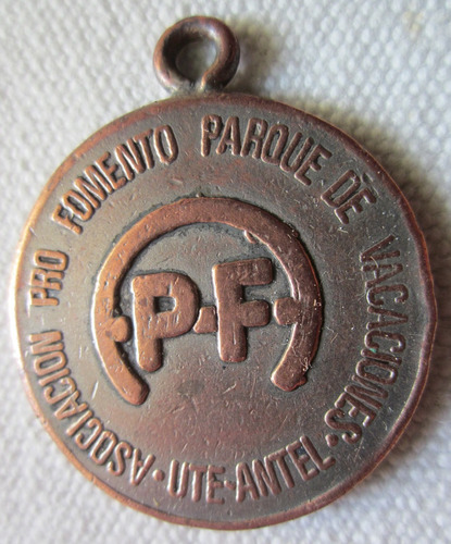 Antigua Medalla Parque De La Ute Antel