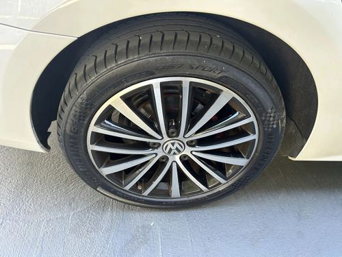 Volkswagen Jetta 2.0 Tsi Highline 4p