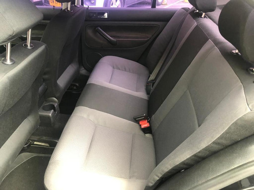 Volkswagen Jetta Trendline 2000cc Mt Aa