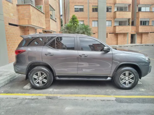 Toyota Fortuner 2020 2.4 Turbo Diesel 4x2