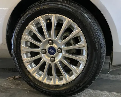 Ford Fiesta 1.6 TITANIUM SEDAN AUTOMATICO