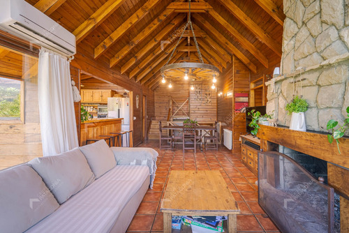 Casa En Venta En Barrio Alihuen Bajo, San Martín De Los Andes, Neuquén, Patagonia Argentina