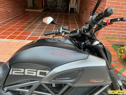 Imagen 4 de 6 de Ducati Diavel, 2015 Motor 1200cc
