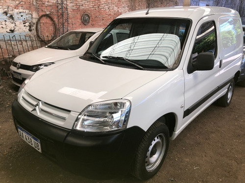 Citroen Berlingo 1.6 Hdi Furgon Full 2016 Financiamos