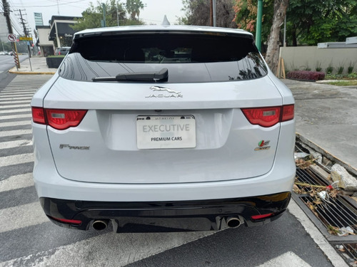 Imagen 6 de 11 de Jaguar F Pace S V6 2019