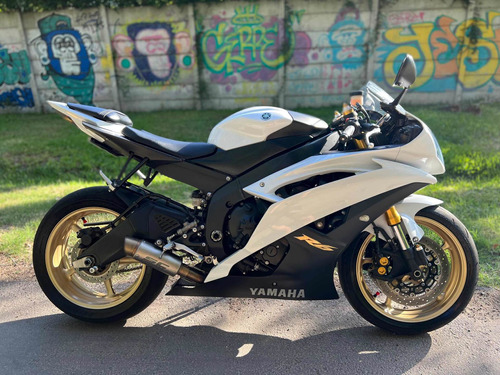 2012 Yamaha YZFR6 Review