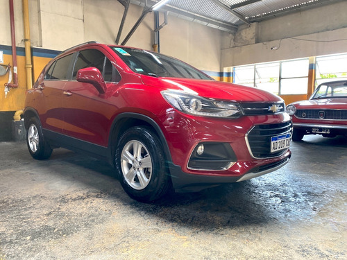 Imagen 3 de 24 de Chevrolet Tracker Premier Fwd 2018