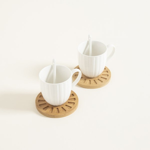 Tazas De Porcelana Blanca Rayadas  Y Plato De Bamboo Set X 2