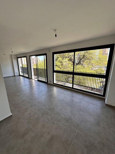 Venta Edificio Comercial - Corporativo - Residencial En Bloque, Barrio Guemes, Cordoba Capital